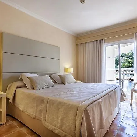 Zafiro Picafort 4*