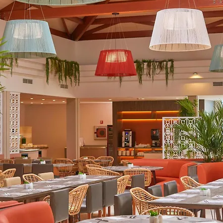 Aparthotel Zafiro Picafort 4*